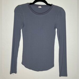 Wilfred by Aritzia Light Gray/blue colored long sleeve
